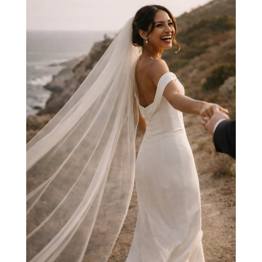 White Bridal Veil
